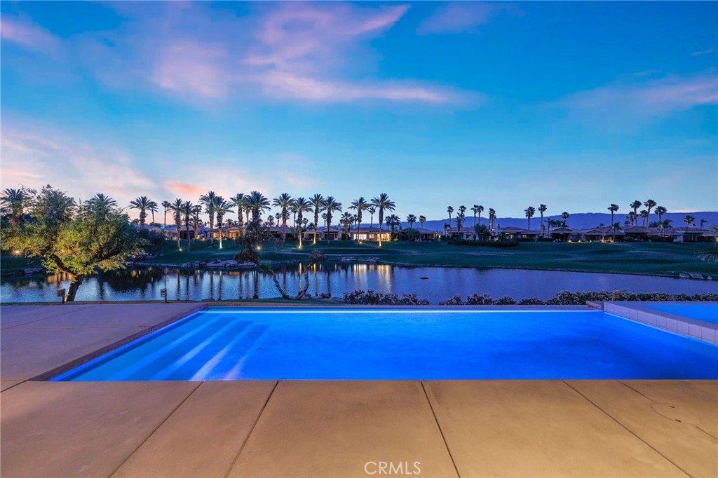 421 White Horse Trail