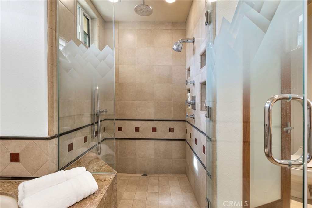 421 White Horse Trail