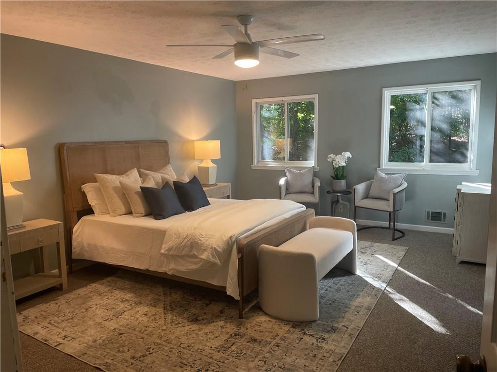 2792 Lansdowne Lane SE