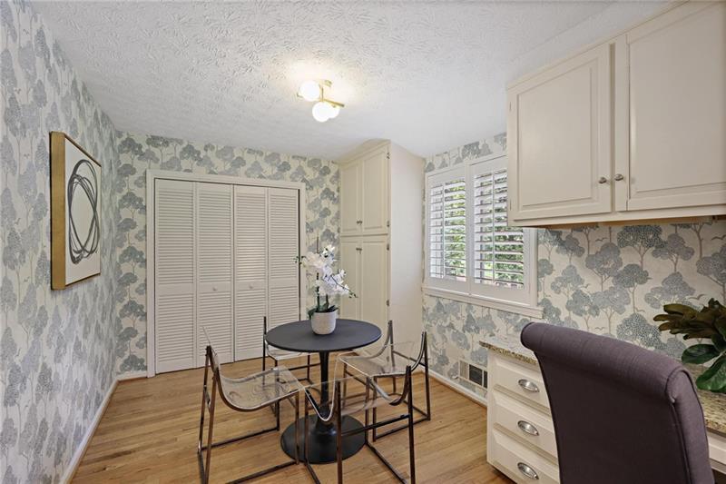 2792 Lansdowne Lane SE