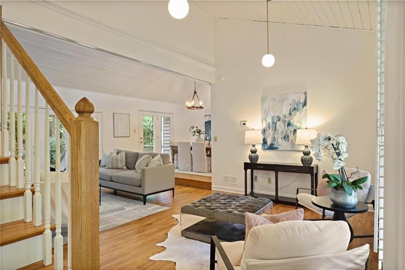 2792 Lansdowne Lane SE