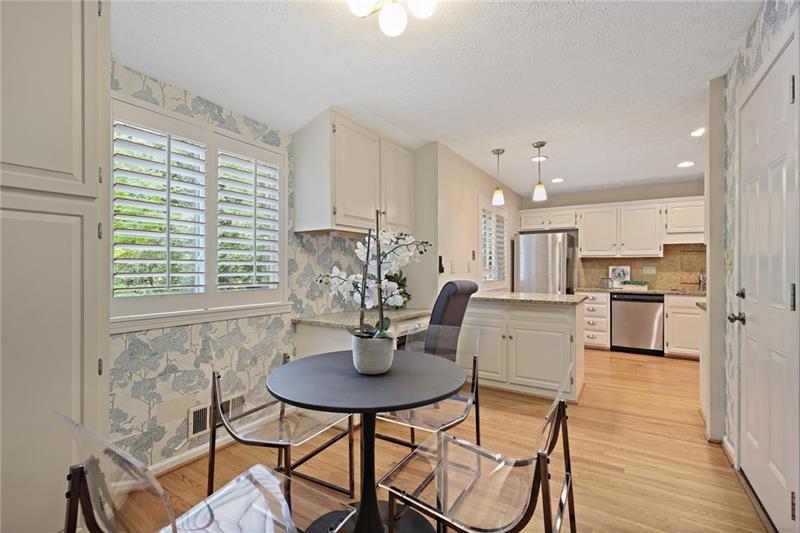 2792 Lansdowne Lane SE