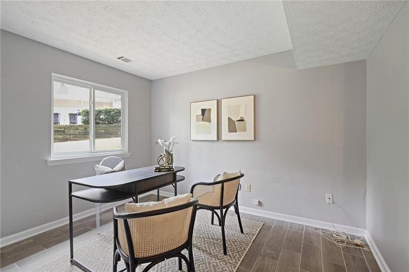 2792 Lansdowne Lane SE