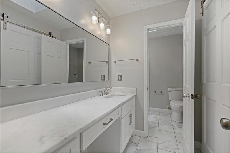 2792 Lansdowne Lane SE