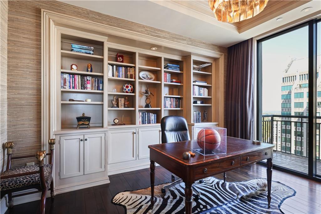 3040 Peachtree Road NW Unit 1905