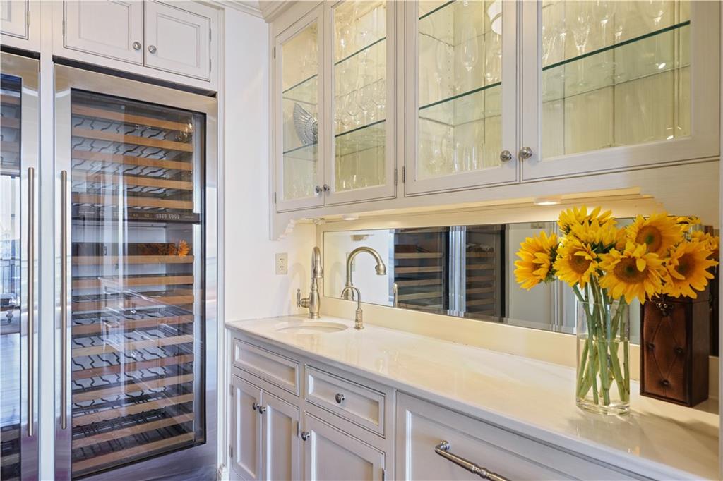 3040 Peachtree Road NW Unit 1905