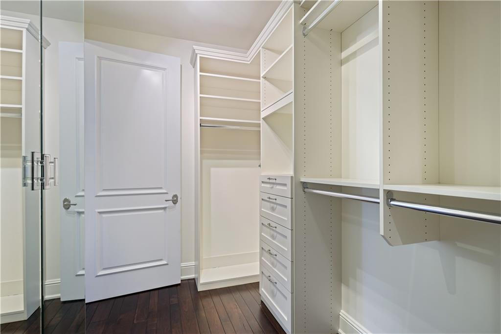 3040 Peachtree Road NW Unit 1905