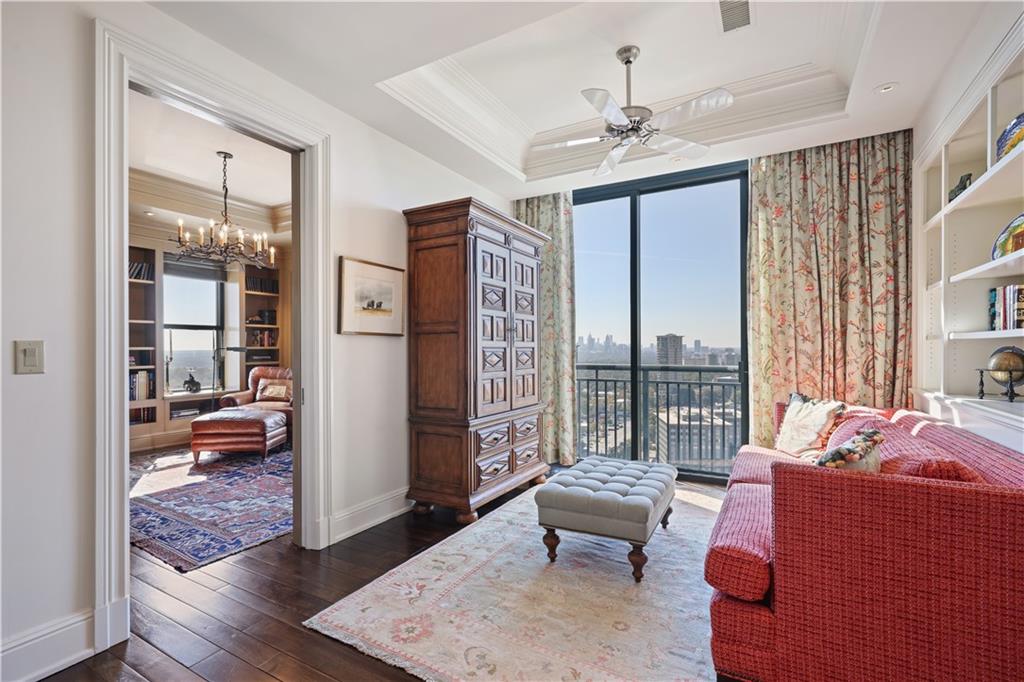 3040 Peachtree Road NW Unit 1905