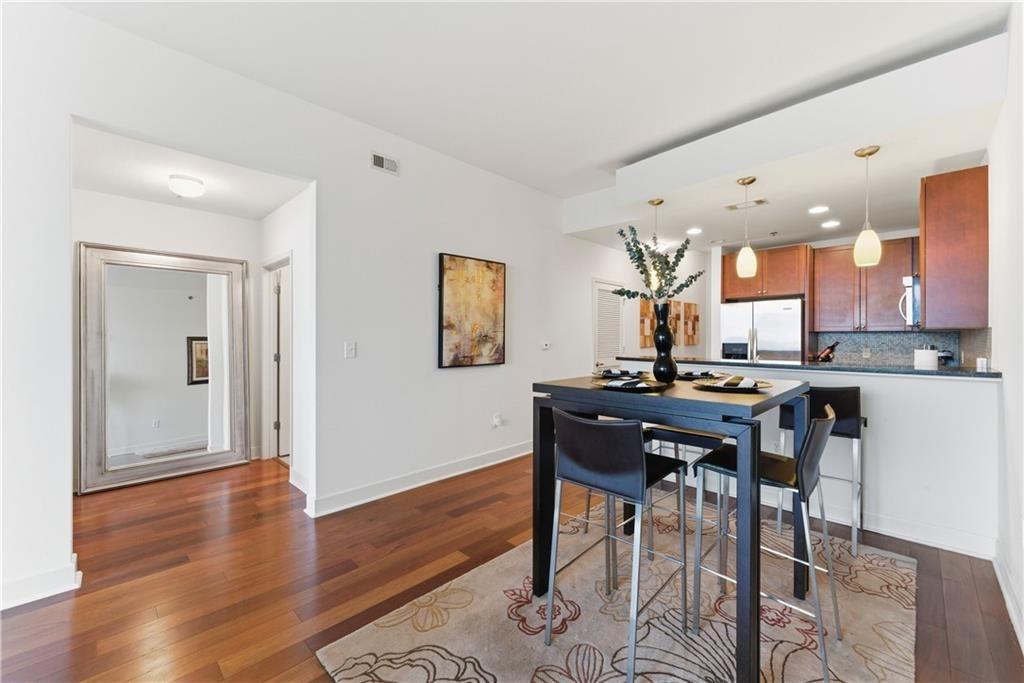 2795 Peachtree Road NE Unit 1603