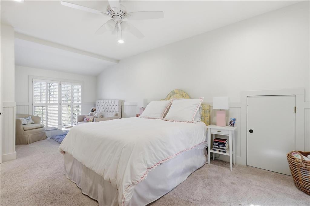 2586 Hyde Manor Drive NW