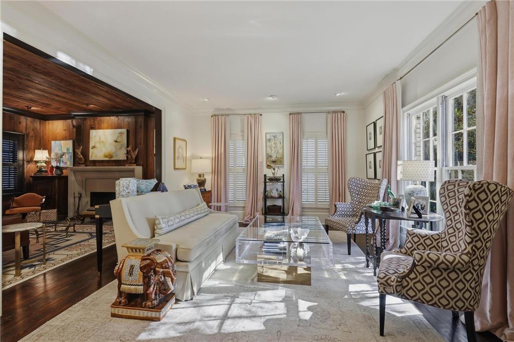 2586 Hyde Manor Drive NW