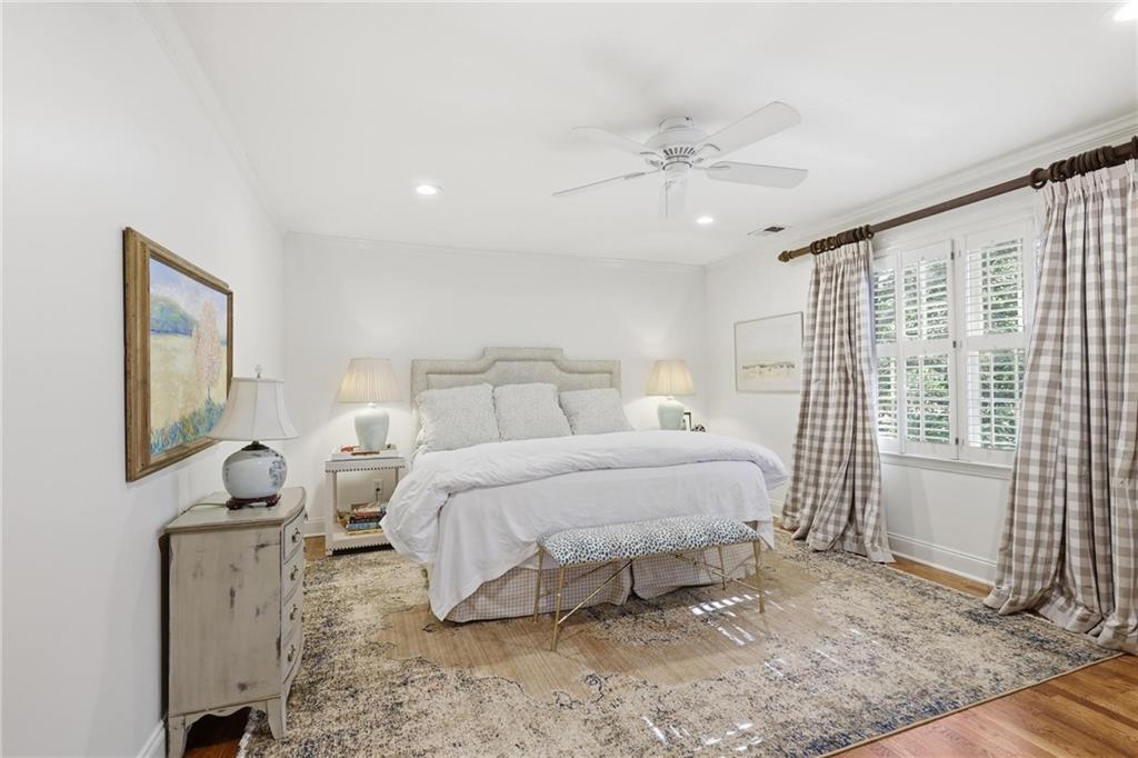 2586 Hyde Manor Drive NW