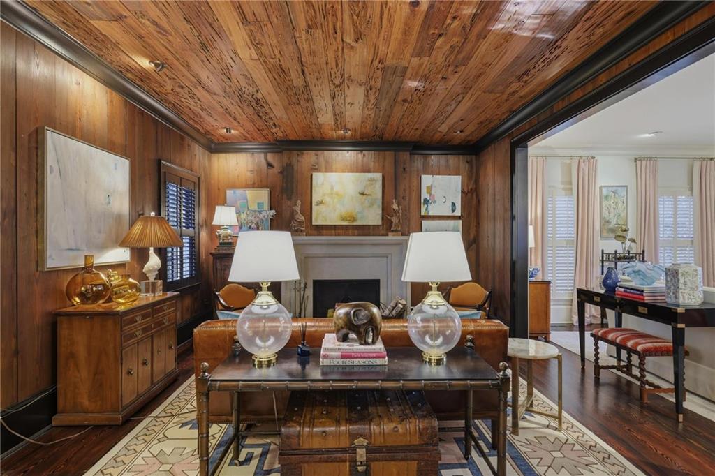 2586 Hyde Manor Drive NW