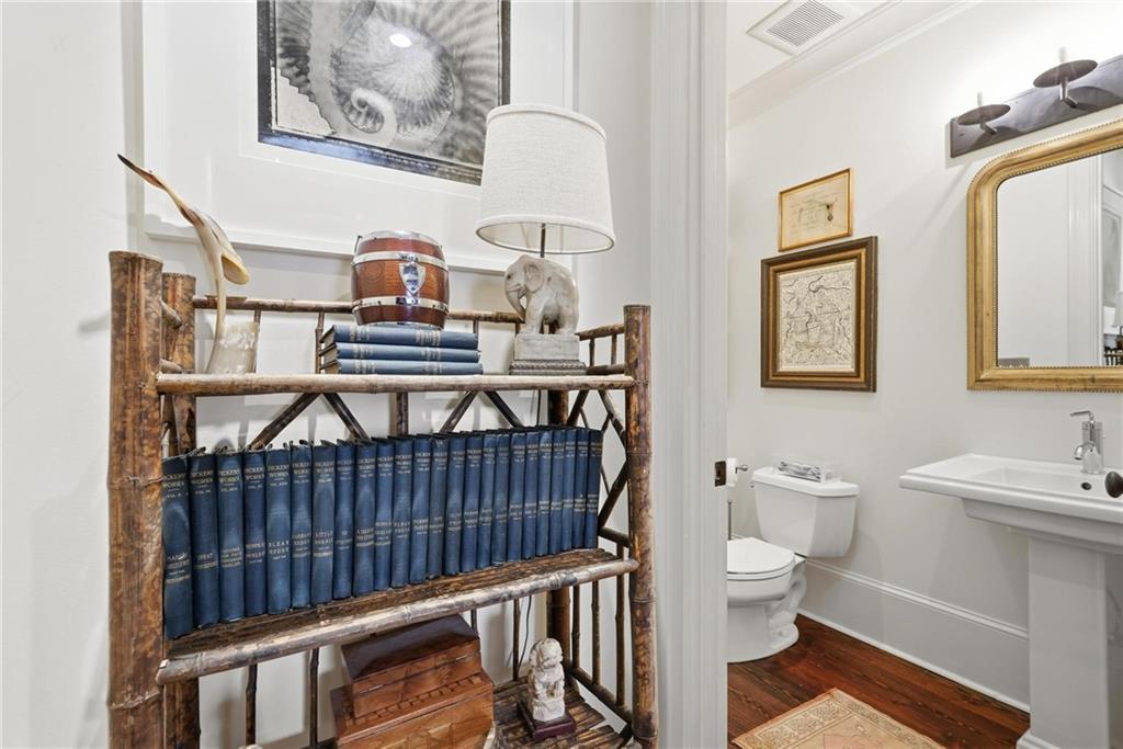 2586 Hyde Manor Drive NW