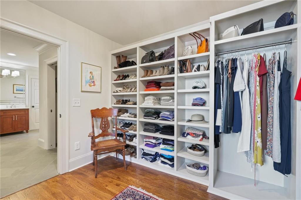 2622 Ellwood Drive NE