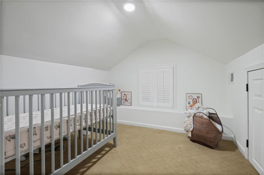 2622 Ellwood Drive NE