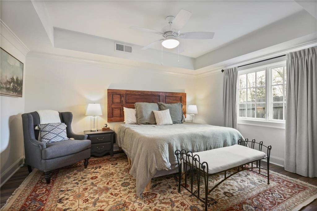 2622 Ellwood Drive NE