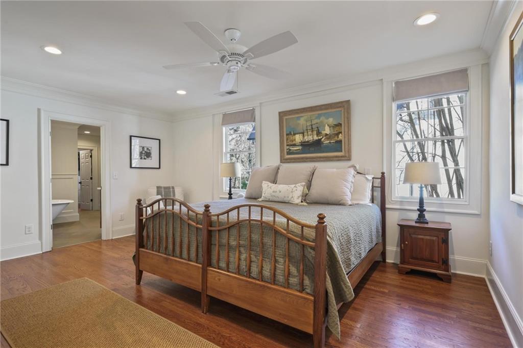 2622 Ellwood Drive NE