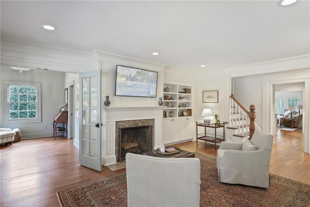 2622 Ellwood Drive NE