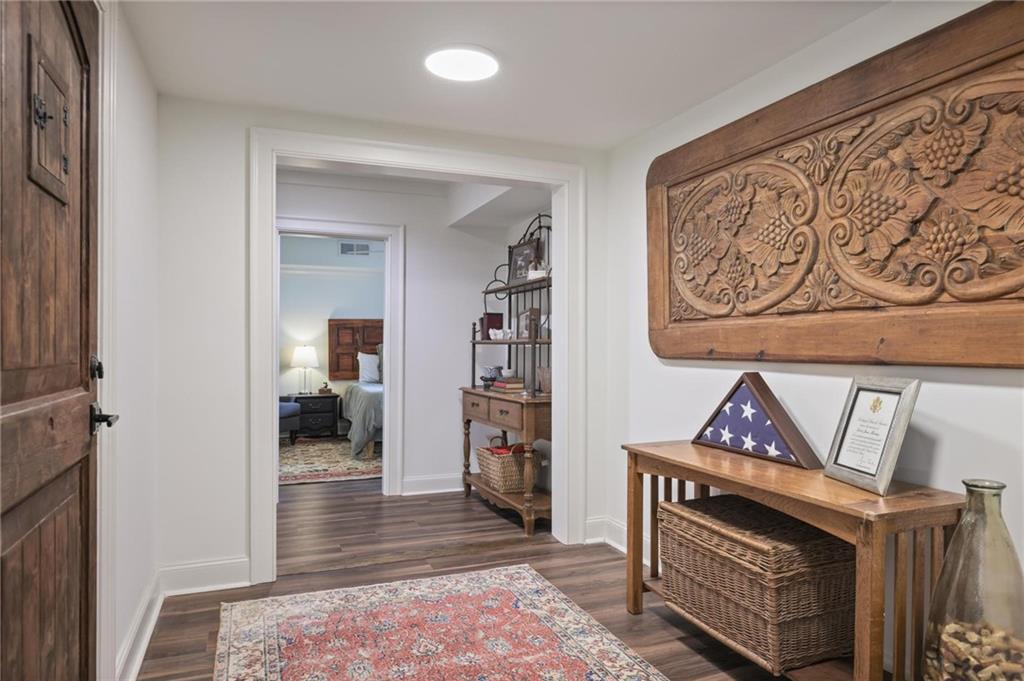 2622 Ellwood Drive NE