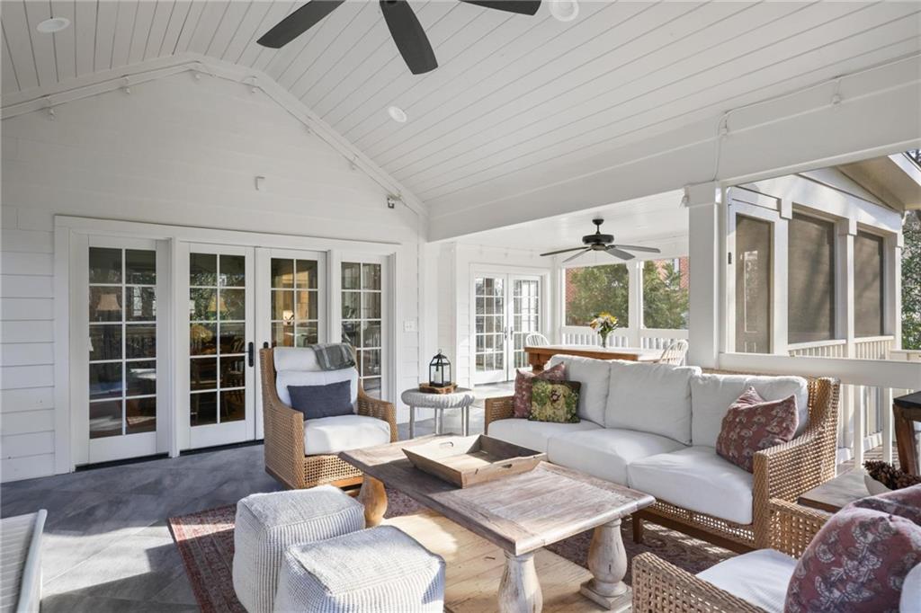 2622 Ellwood Drive NE