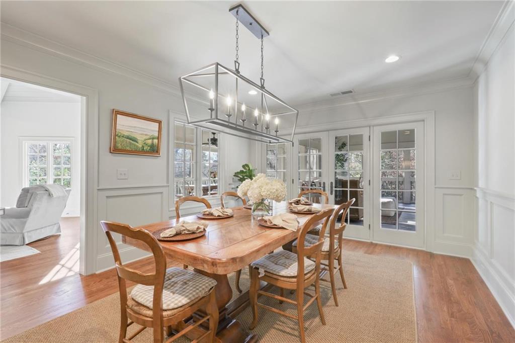 2622 Ellwood Drive NE