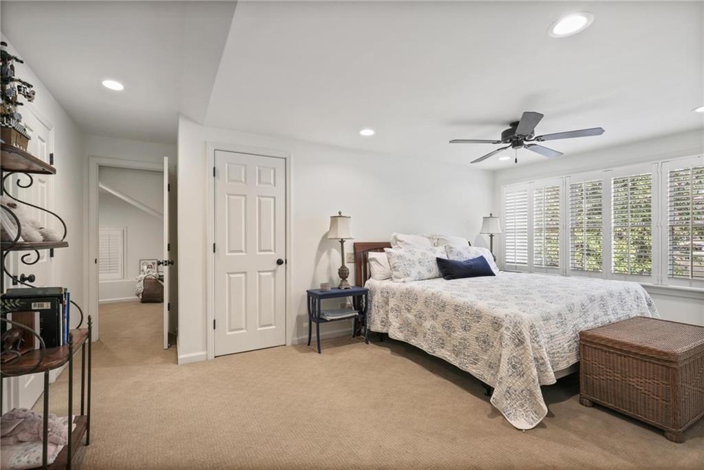 2622 Ellwood Drive NE