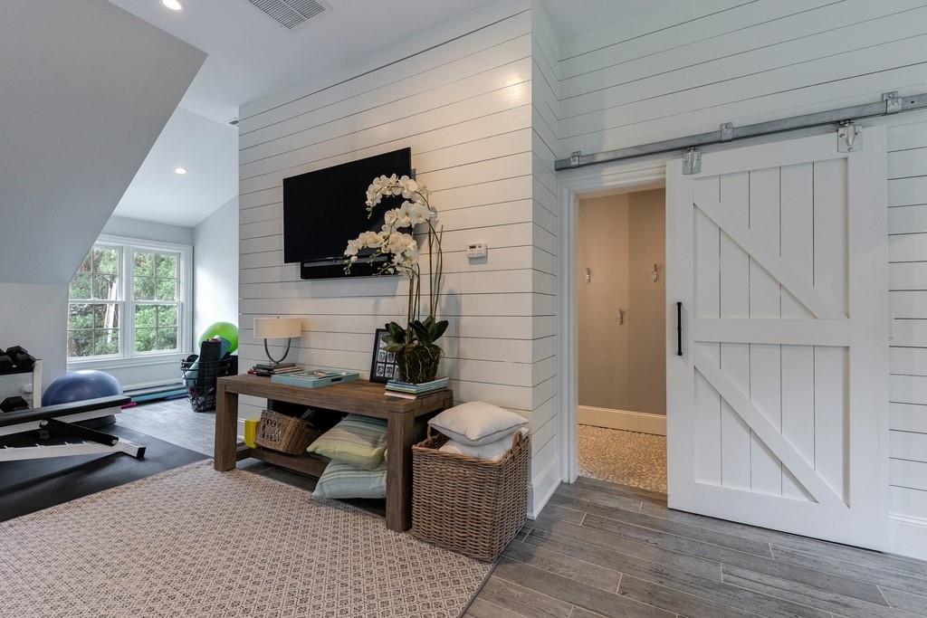 2966 Howell Mill Road NW