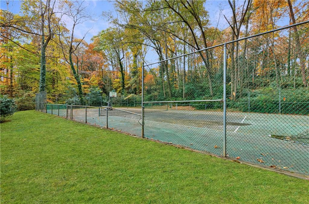 2966 Howell Mill Road NW