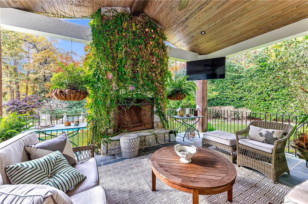 2966 Howell Mill Road NW