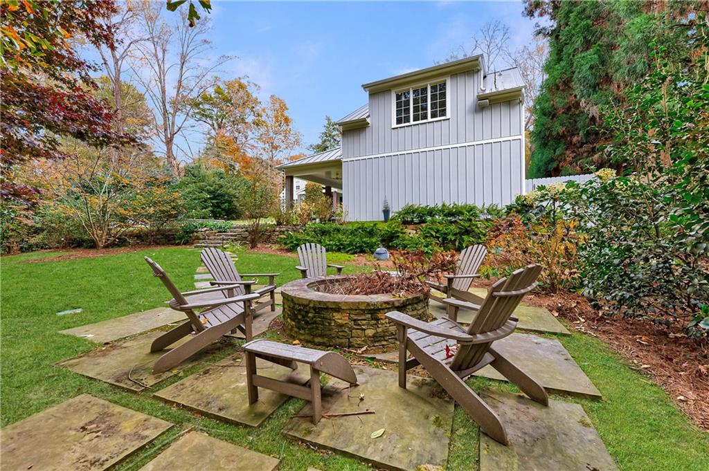 2966 Howell Mill Road NW