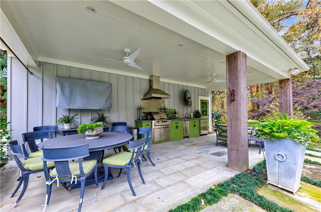 2966 Howell Mill Road NW