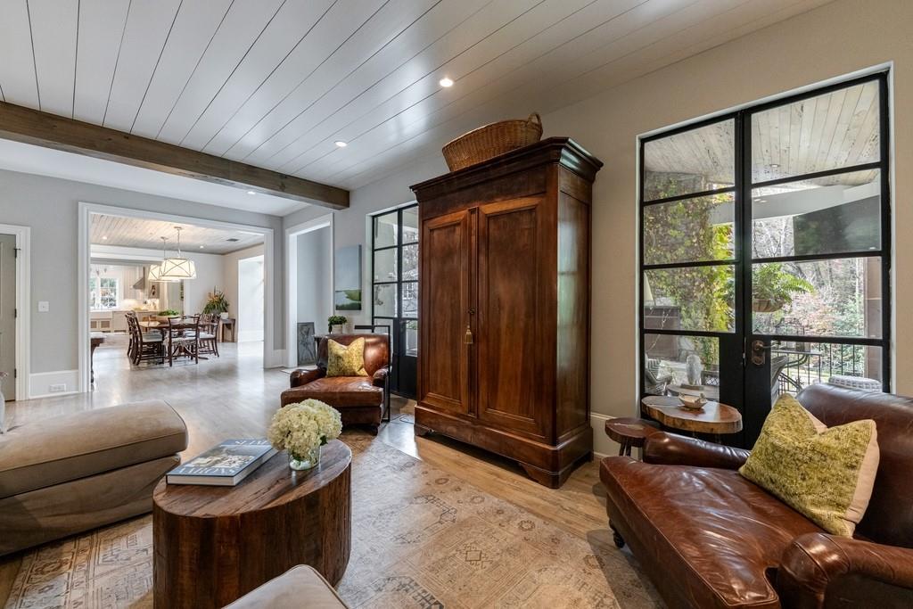 2966 Howell Mill Road NW