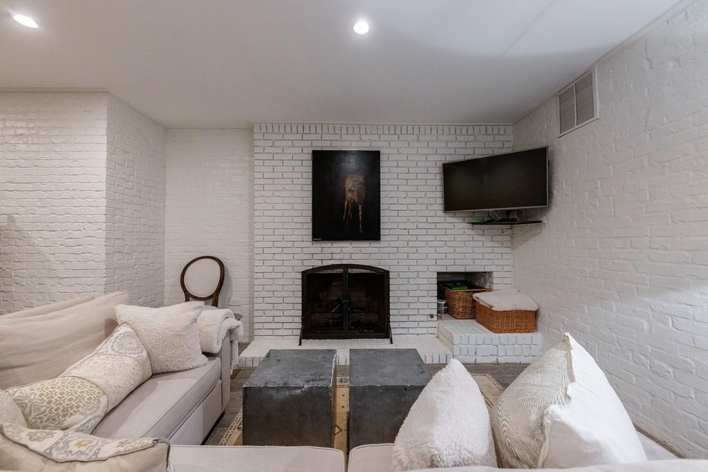 2966 Howell Mill Road NW