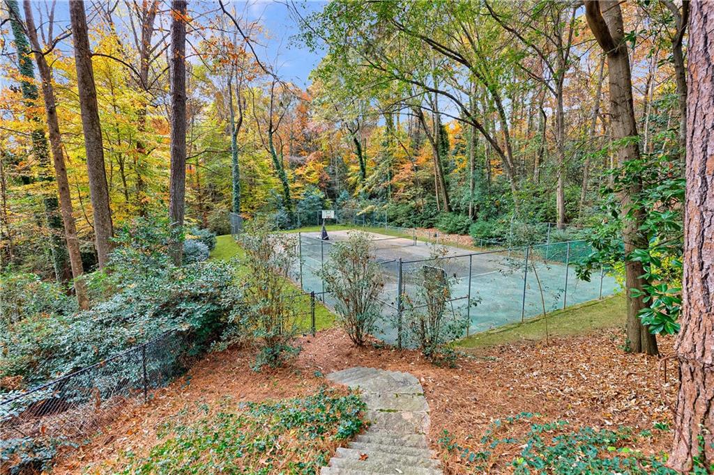 2966 Howell Mill Road NW