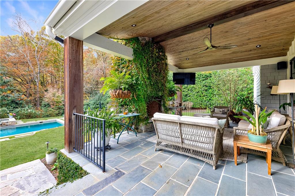 2966 Howell Mill Road NW