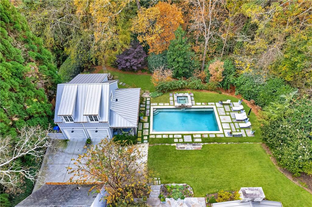 2966 Howell Mill Road NW