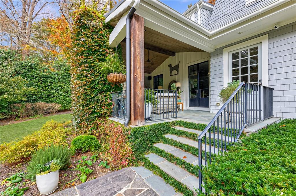 2966 Howell Mill Road NW