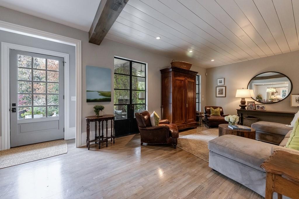 2966 Howell Mill Road NW