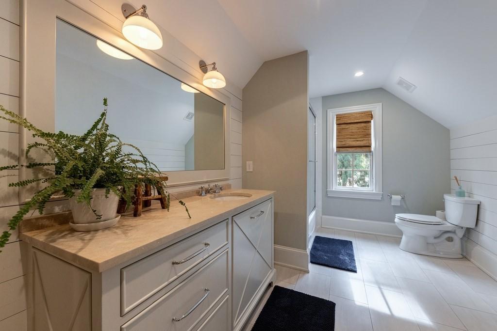 2966 Howell Mill Road NW