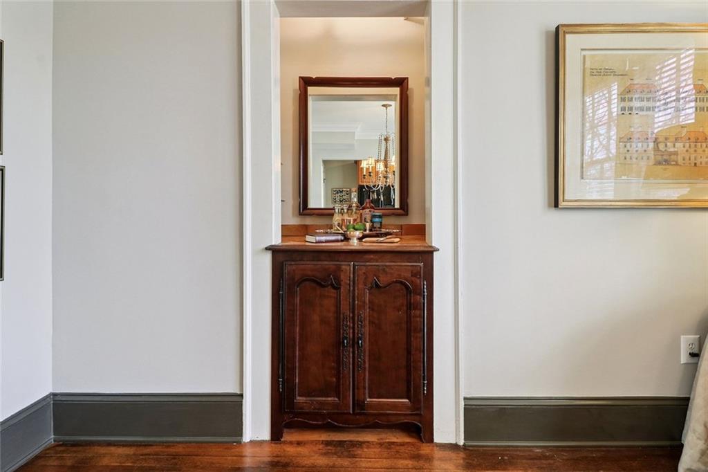 2814 Peachtree Road NW Unit 10