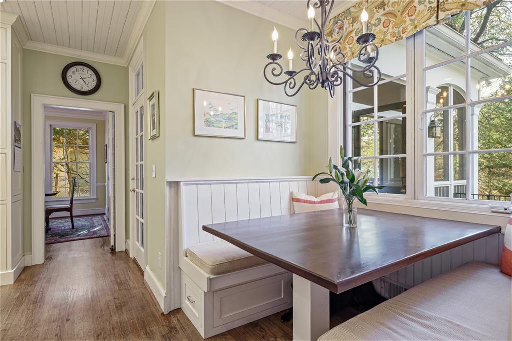 2860 Normandy Drive NW