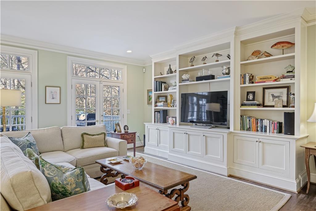 2860 Normandy Drive NW