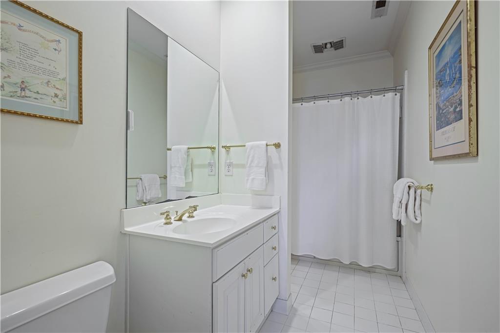 2860 Normandy Drive NW