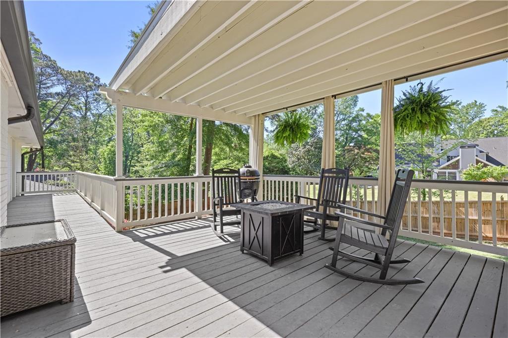 1566 Peachtree Battle Avenue NW