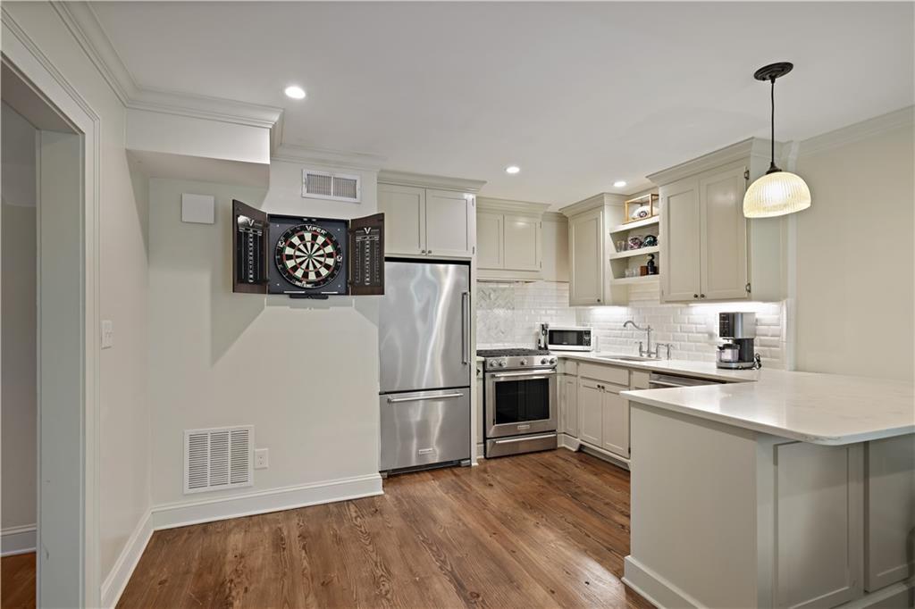 1566 Peachtree Battle Avenue NW