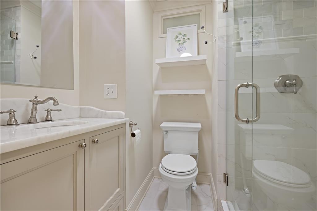 1566 Peachtree Battle Avenue NW