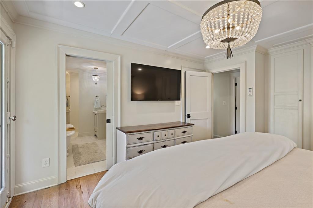 1566 Peachtree Battle Avenue NW