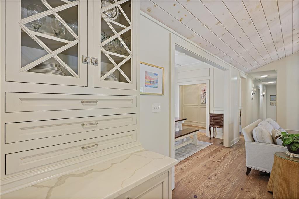 1566 Peachtree Battle Avenue NW