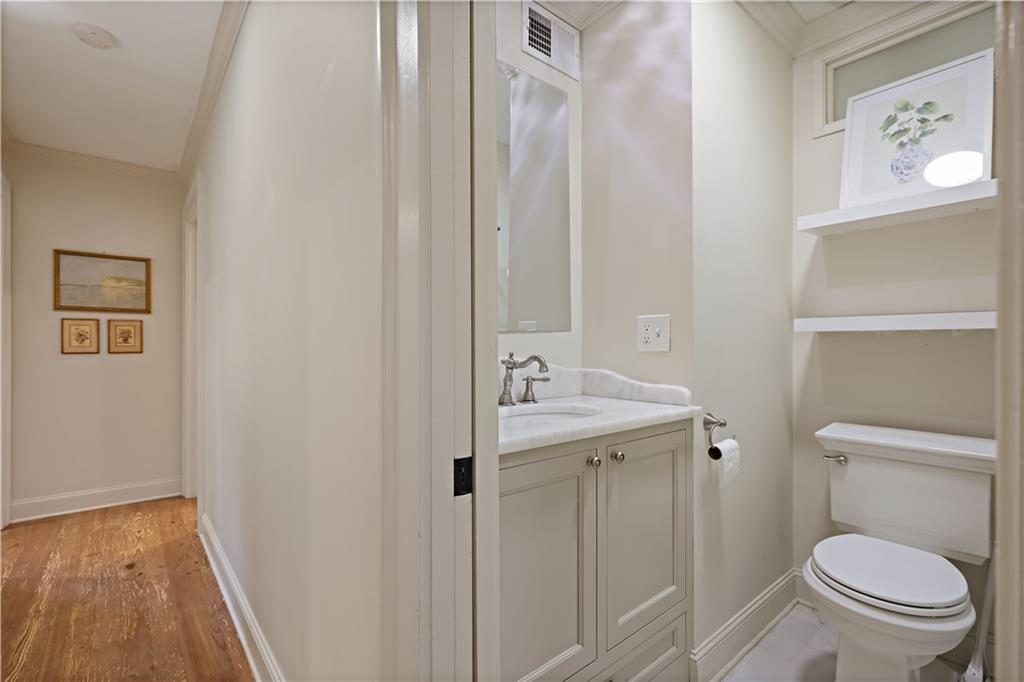 1566 Peachtree Battle Avenue NW